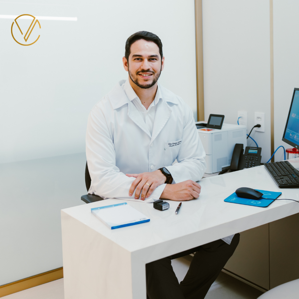 Dr. Vitor Sarmento Carneiro - Cirurgião Oncológico