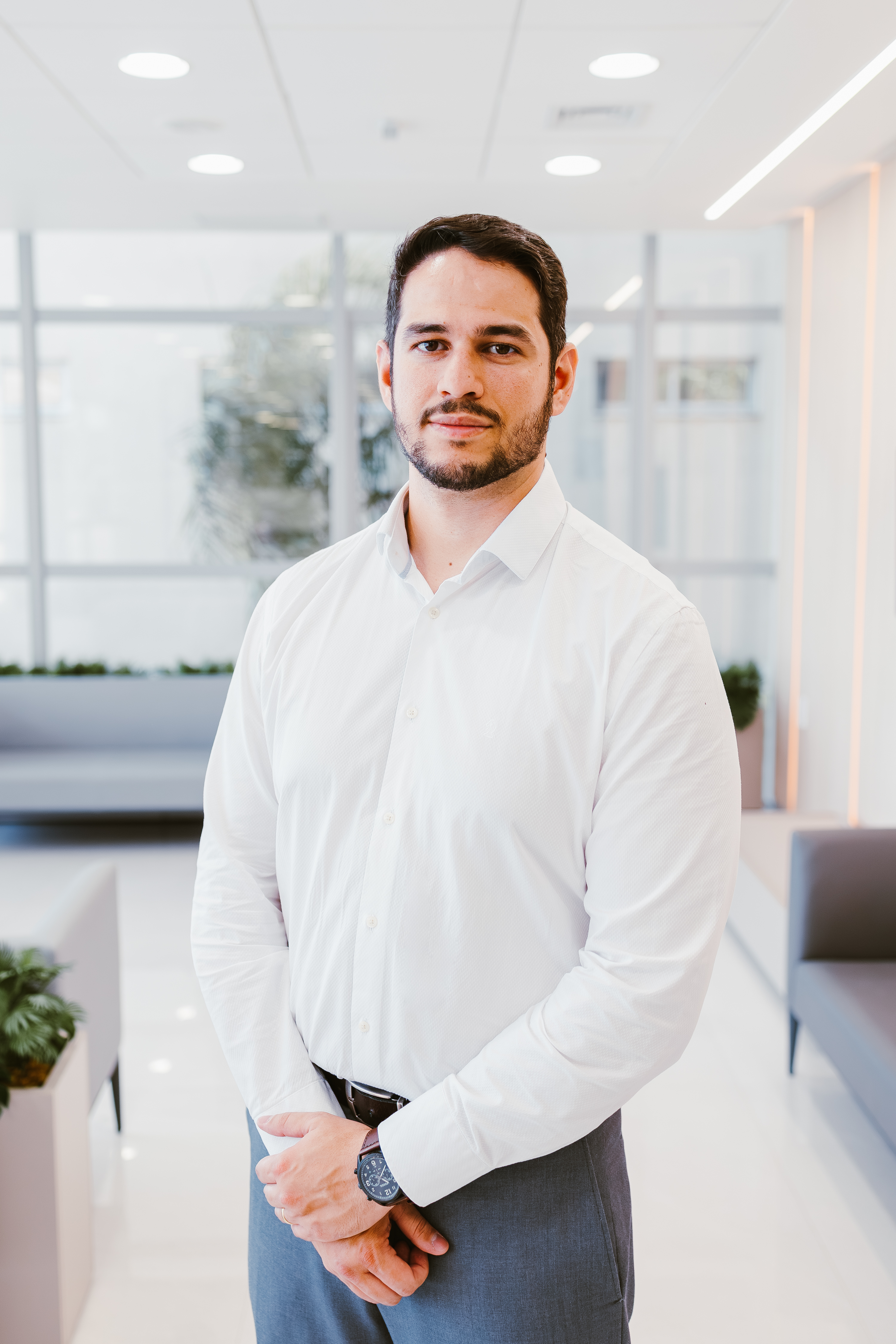 Dr. Vitor Sarmento Carneiro - Cirurgião Oncológico